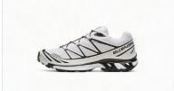 Sepatu kasual Salomon
